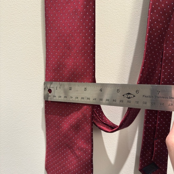 NWT- Brooks Brother Golden Fleece Hand-Made Blue Dot Burgundy Tie - Picture 4 of 5